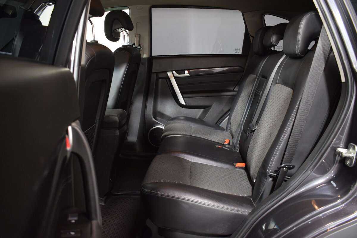 Chevrolet Captiva б/у, 2014, Механическая. Фото: #12