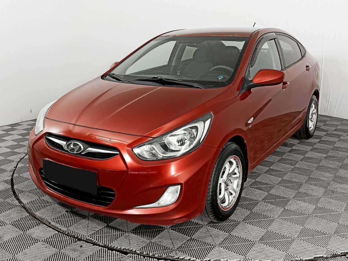Hyundai Solaris б/у, 2012, Механическая. Фото: #0