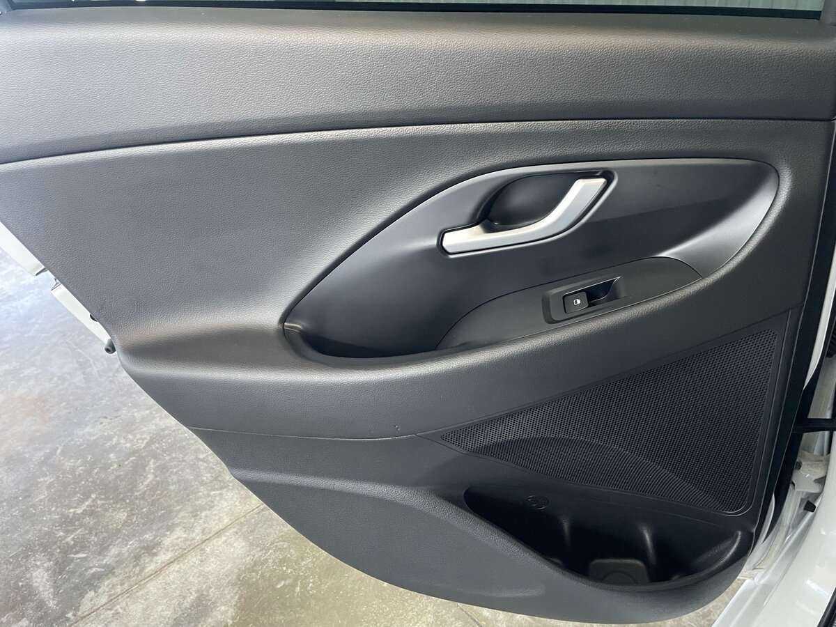 Hyundai i30 б/у, 2022, Автоматическая. Фото: #19