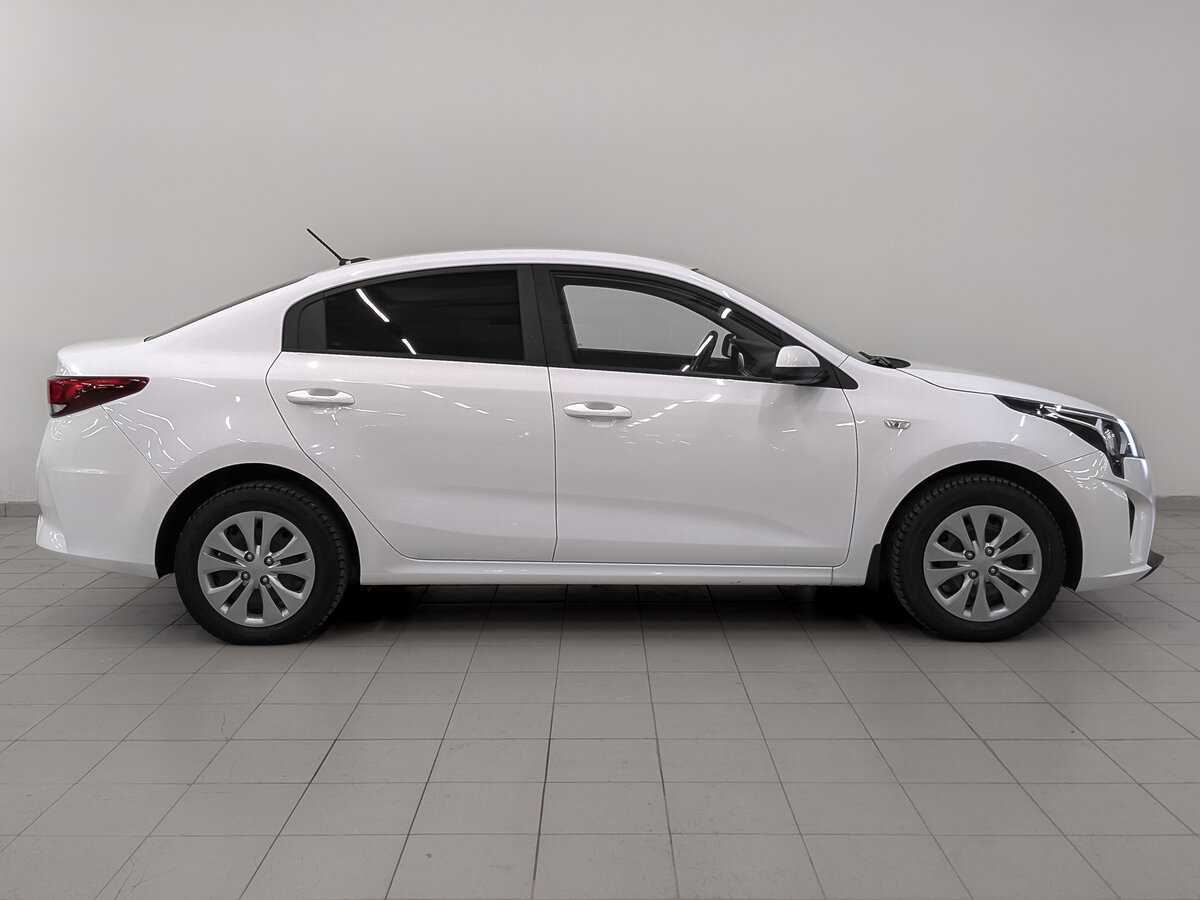 Kia Rio б/у, 2021, Автоматическая. Фото: #3