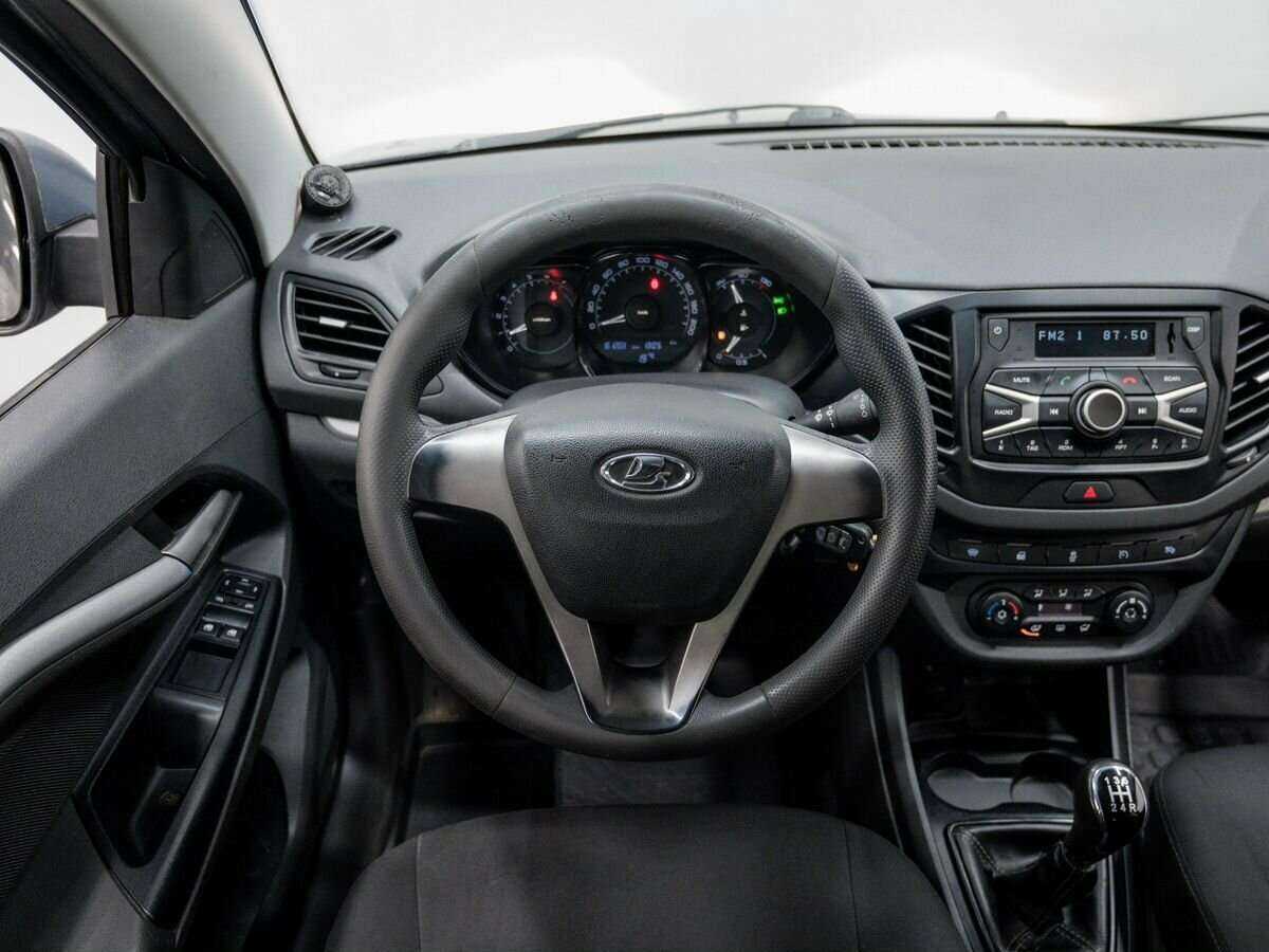 Lada (ВАЗ) Vesta б/у, 2015, Механическая. Фото: #10