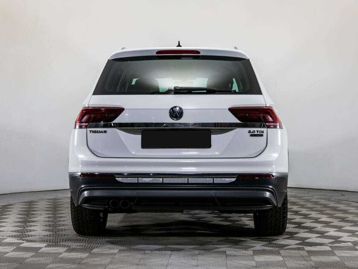 Volkswagen Tiguan б/у, 2017, Роботизированная. Фото: #4