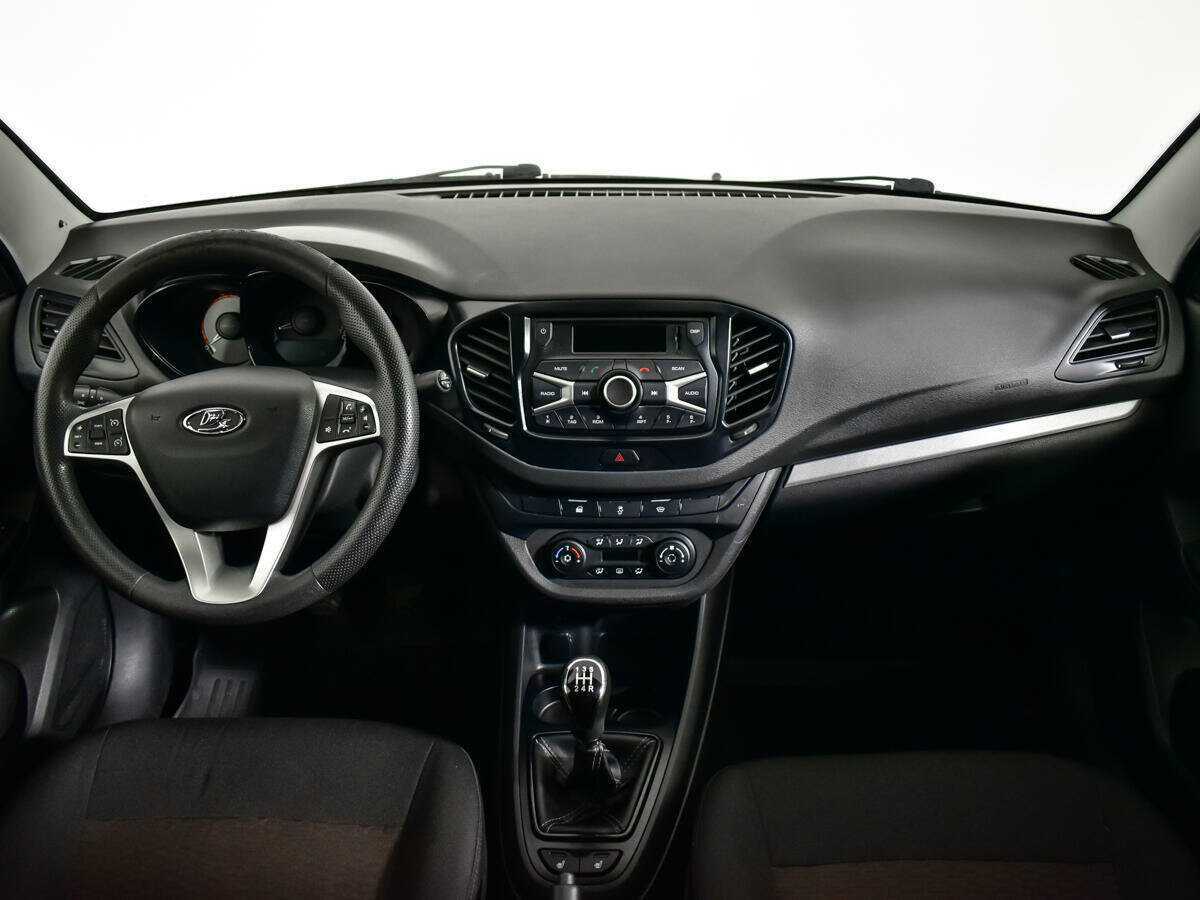 Lada (ВАЗ) Vesta б/у, 2019, Механическая. Фото: #11