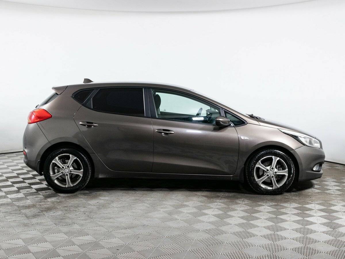 Kia Ceed б/у, 2012, Автоматическая. Фото: #3
