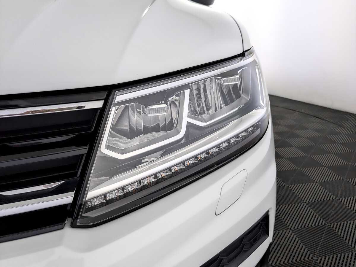 Volkswagen Tiguan б/у, 2020, Роботизированная. Фото: #16