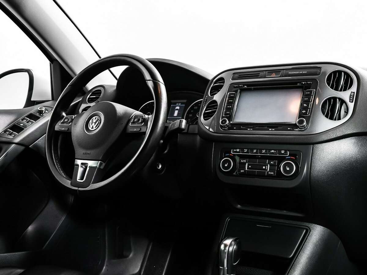 Volkswagen Tiguan б/у, 2012, Автоматическая. Фото: #8