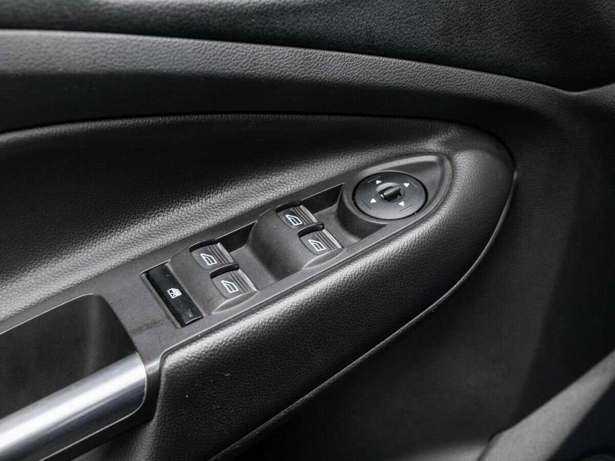 Ford Kuga б/у, 2017, Автоматическая. Фото: #15