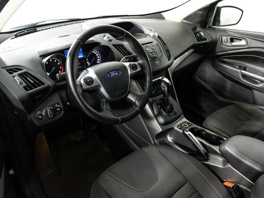 Ford Kuga б/у, 2016, Автоматическая. Фото: #10