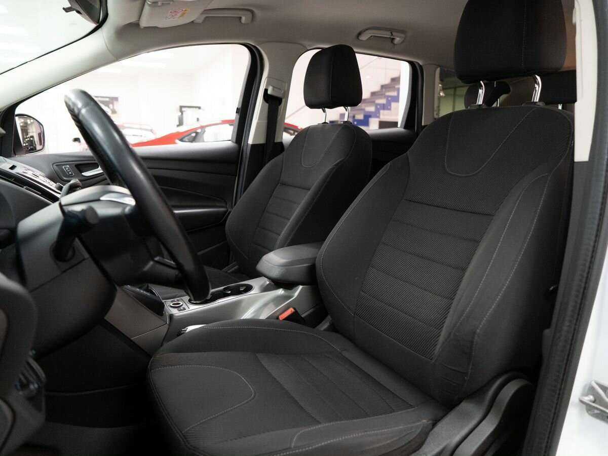 Ford Kuga б/у, 2014, Автоматическая. Фото: #5