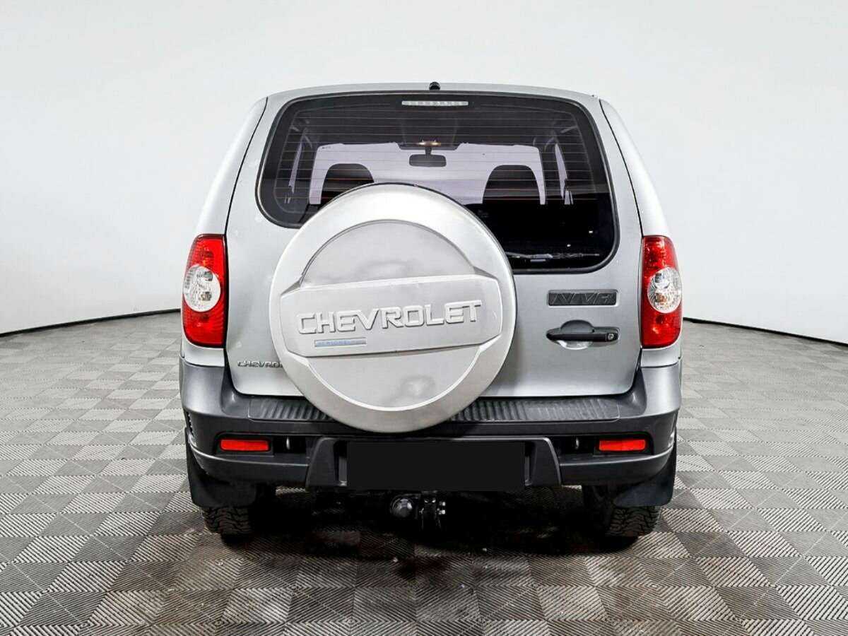 Chevrolet Niva б/у, 2013, Механическая. Фото: #5