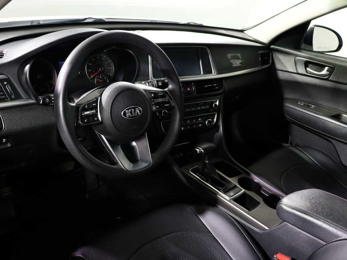 Kia Optima б/у, 2018, Автоматическая. Фото: #10
