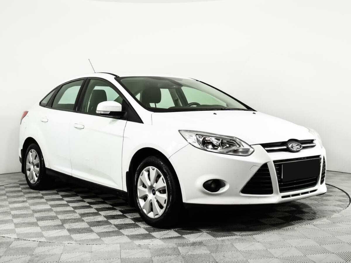 Ford Focus б/у, 2012, Механическая. Фото: #2