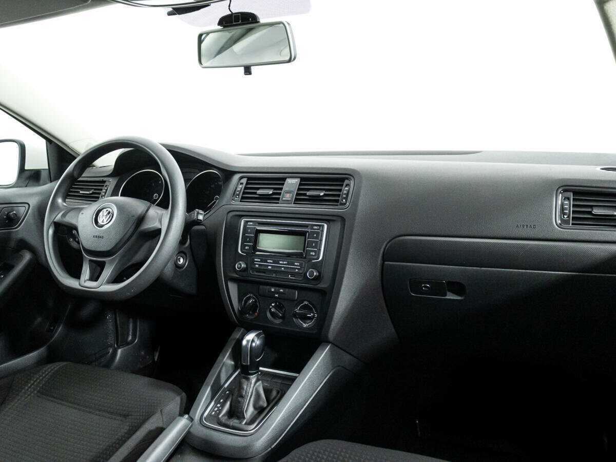 Volkswagen Jetta б/у, 2015, Автоматическая. Фото: #8