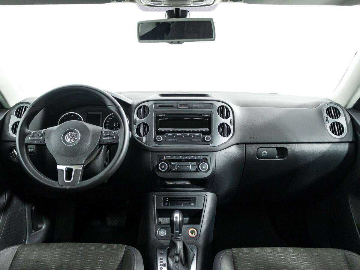 Volkswagen Tiguan б/у, 2015, Автоматическая. Фото: #12