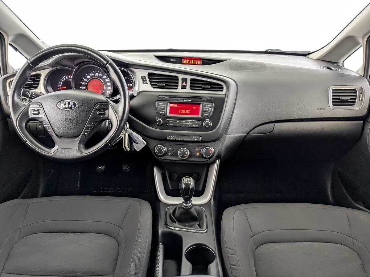 Kia Ceed б/у, 2014, Механическая. Фото: #13