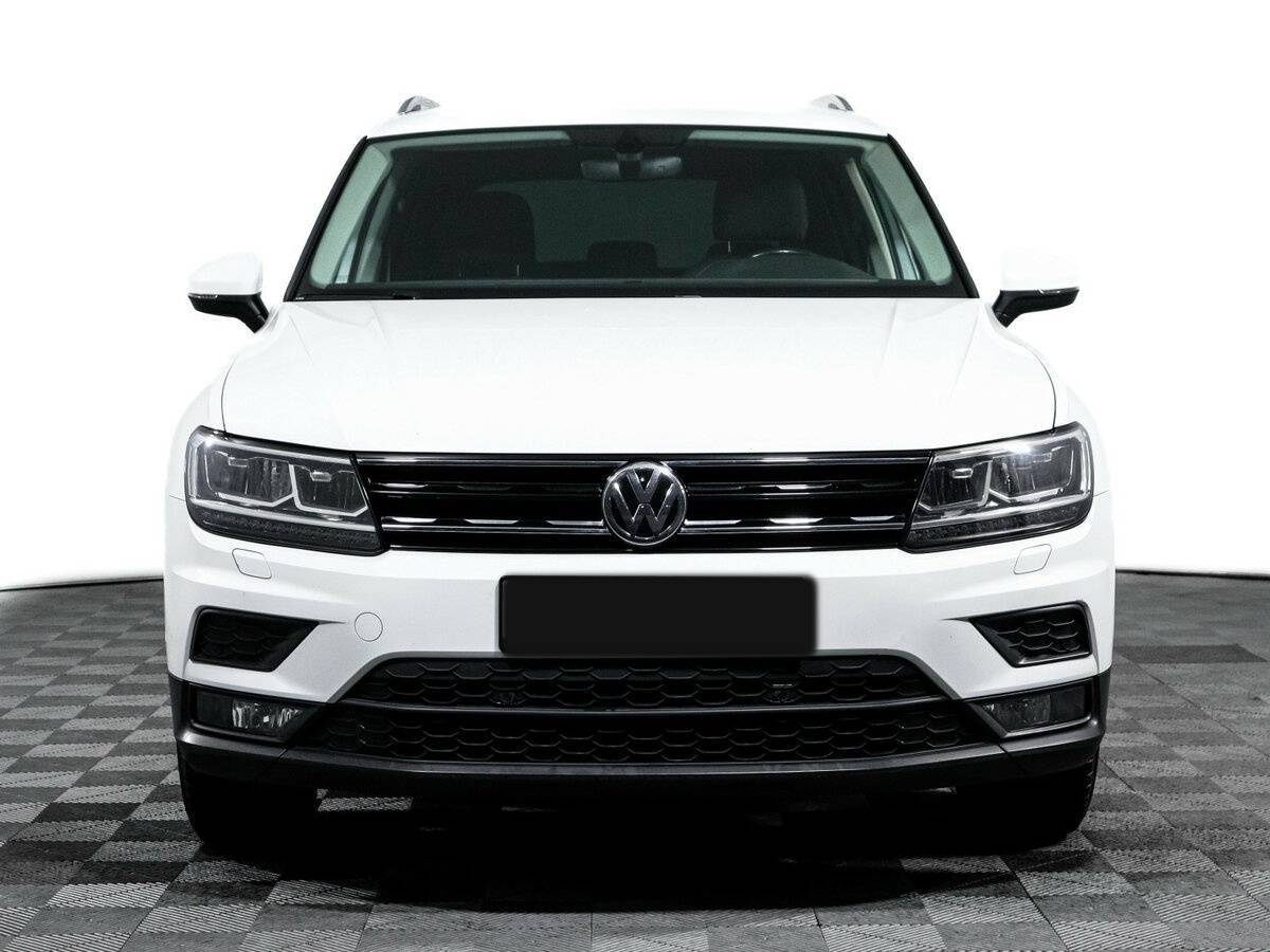 Volkswagen Tiguan б/у, 2018, Роботизированная. Фото: #1