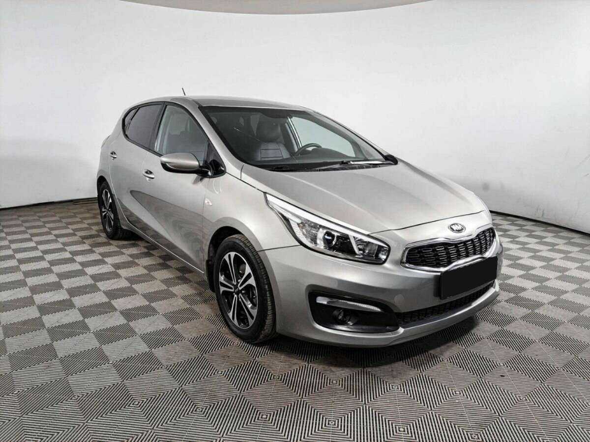 Kia Ceed б/у, 2015, Механическая. Фото: #2