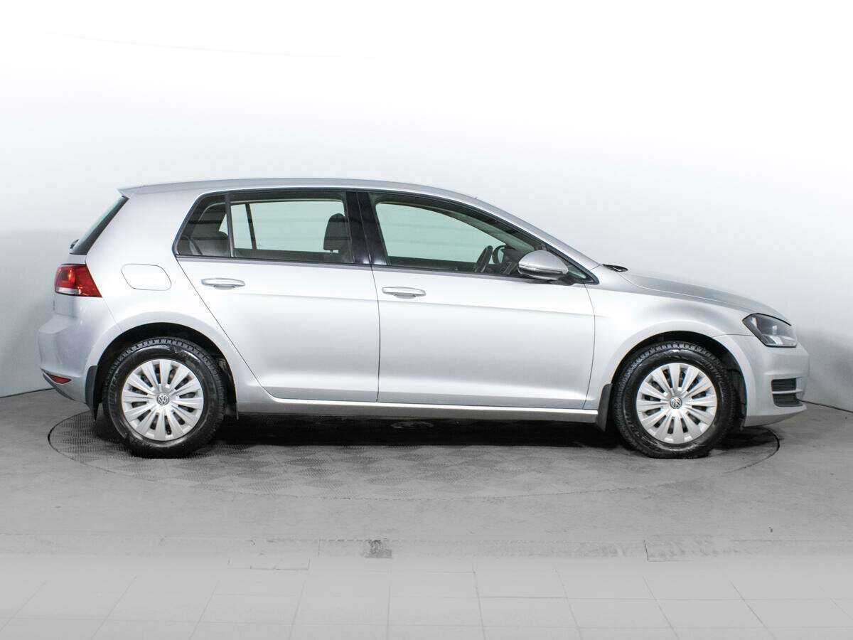 Volkswagen Golf б/у, 2013, Механическая. Фото: #3