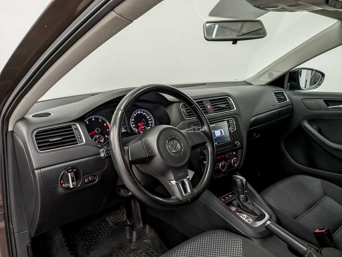 Volkswagen Jetta б/у, 2014, Автоматическая. Фото: #15