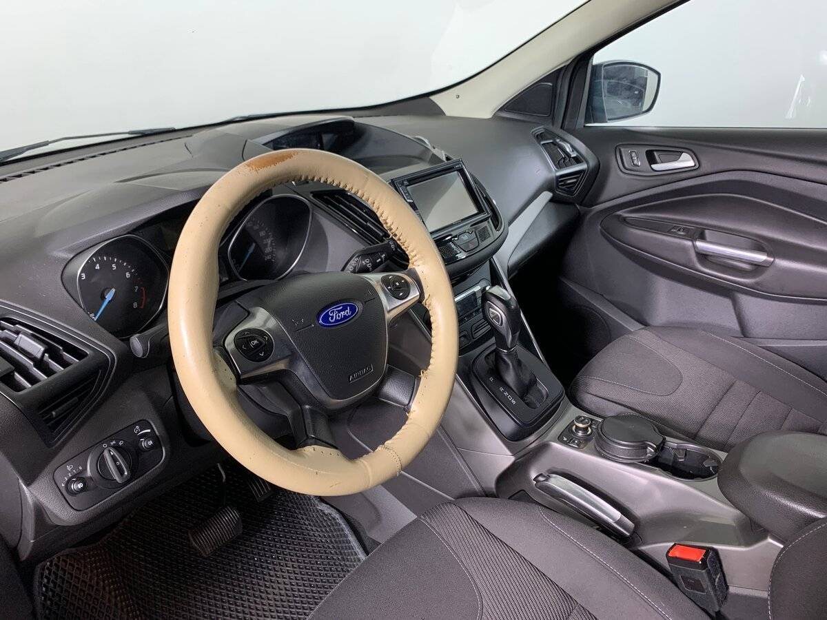 Ford Kuga б/у, 2016, Автоматическая. Фото: #10