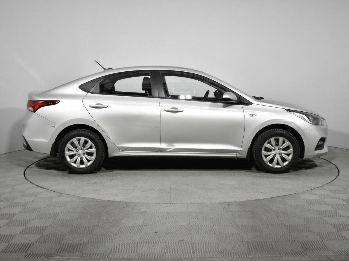 Hyundai Solaris б/у, 2017, Механическая. Фото: #3