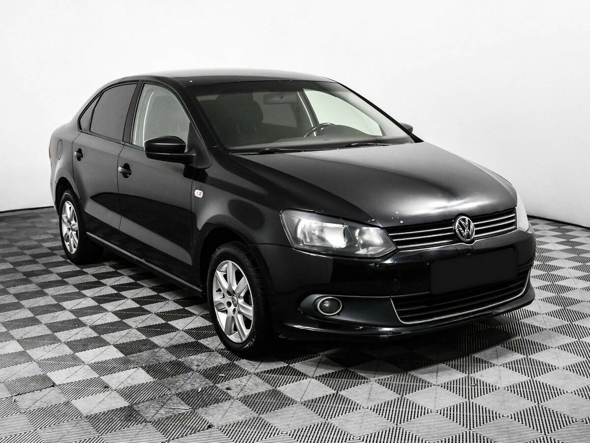 Volkswagen Polo б/у, 2012, Автоматическая. Фото: #2