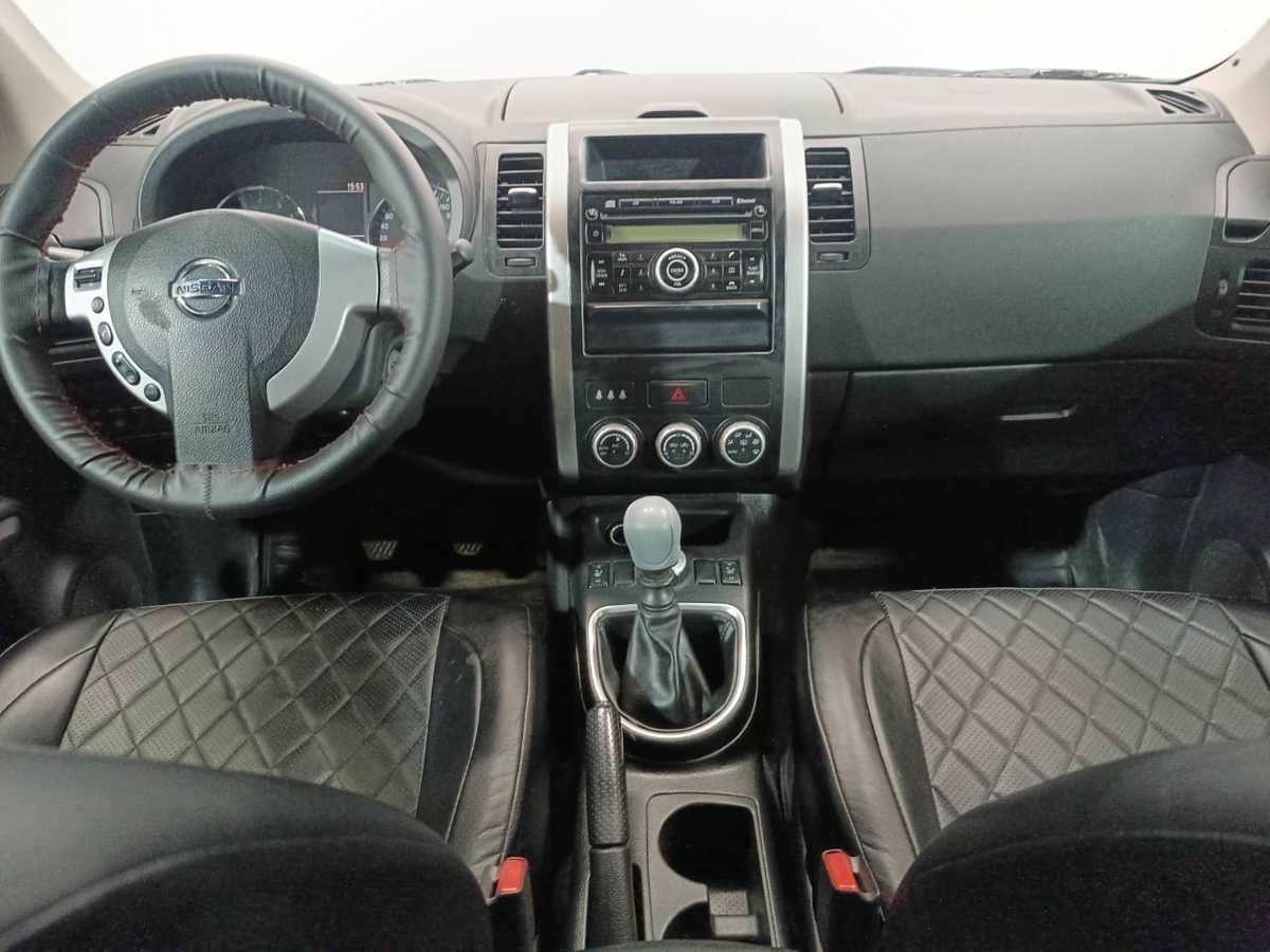 Nissan X-Trail б/у, 2012, Механическая. Фото: #9