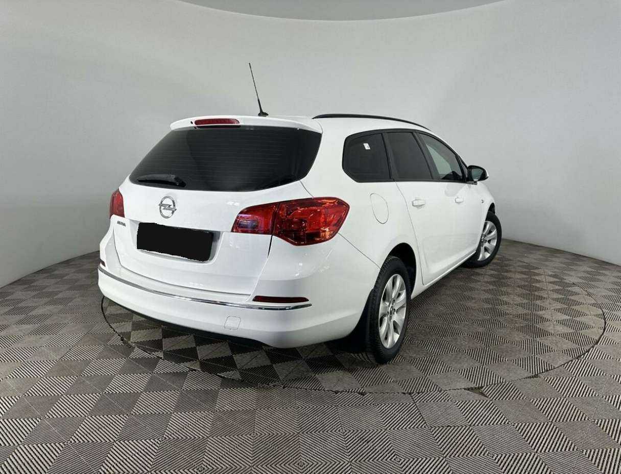Opel Astra б/у, 2013, Автоматическая. Фото: #3