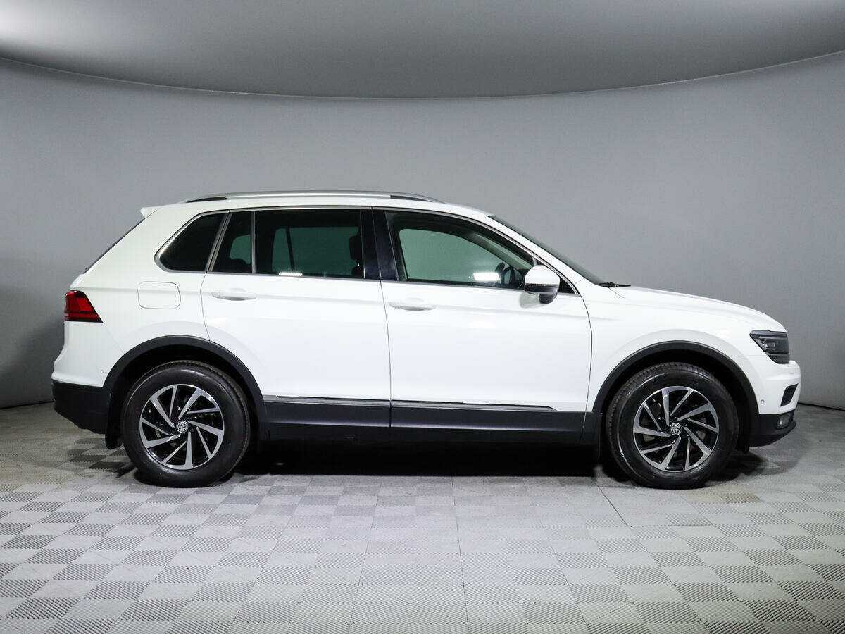 Volkswagen Tiguan б/у, 2018, Роботизированная. Фото: #3