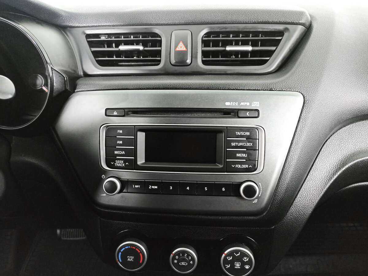 Kia Rio б/у, 2015, Автоматическая. Фото: #12