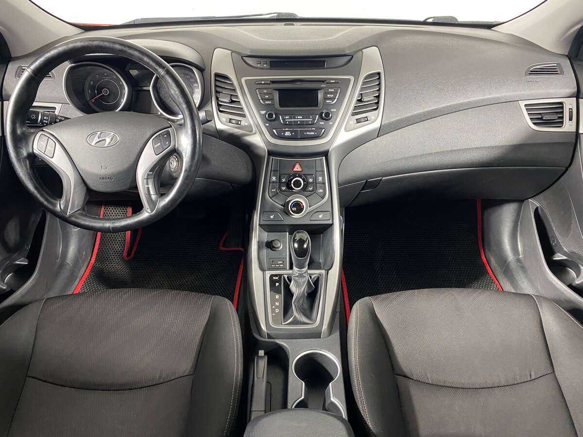 Hyundai Elantra б/у, 2015, Автоматическая. Фото: #8