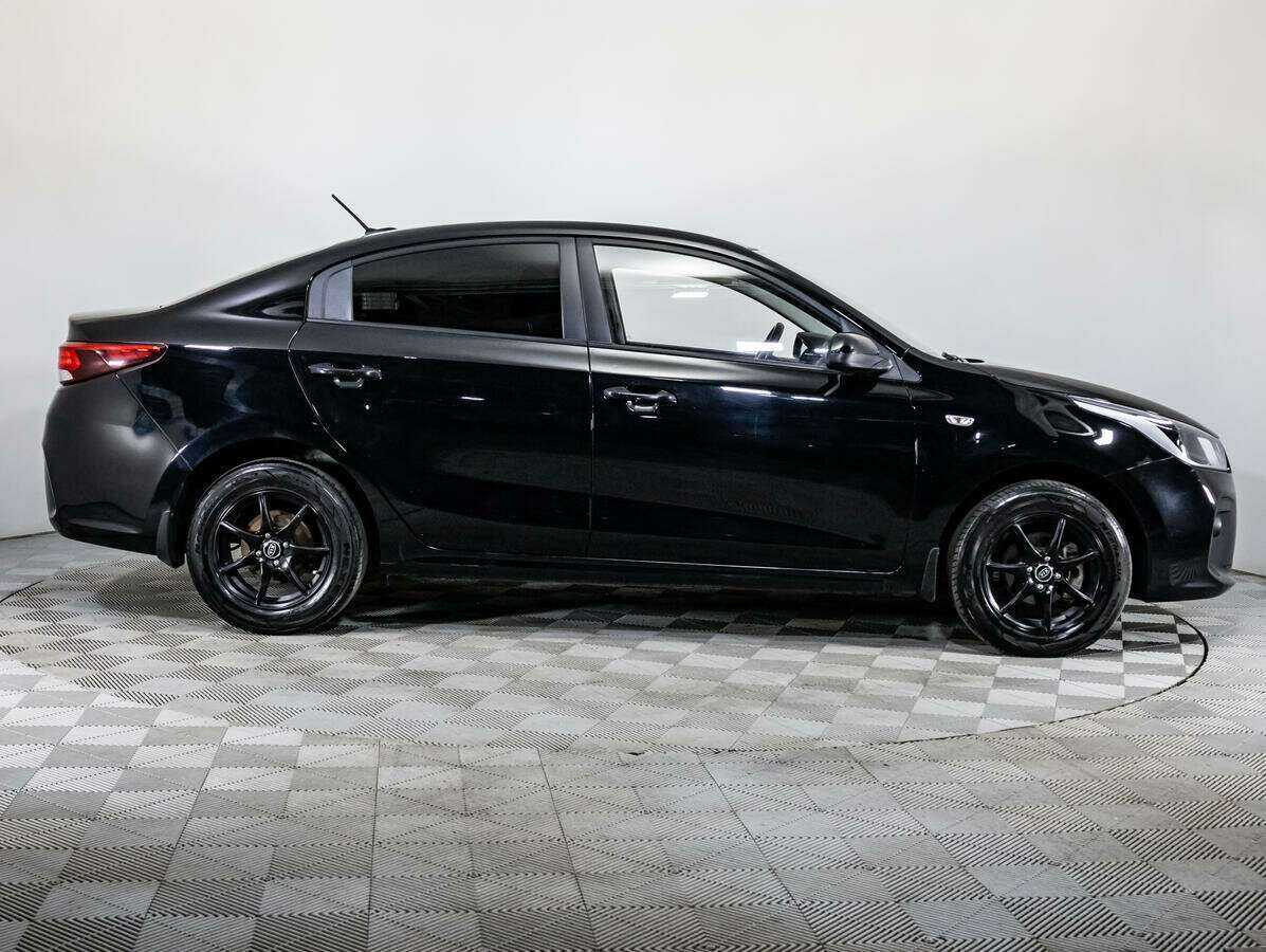 Kia Rio б/у, 2017, Автоматическая. Фото: #3