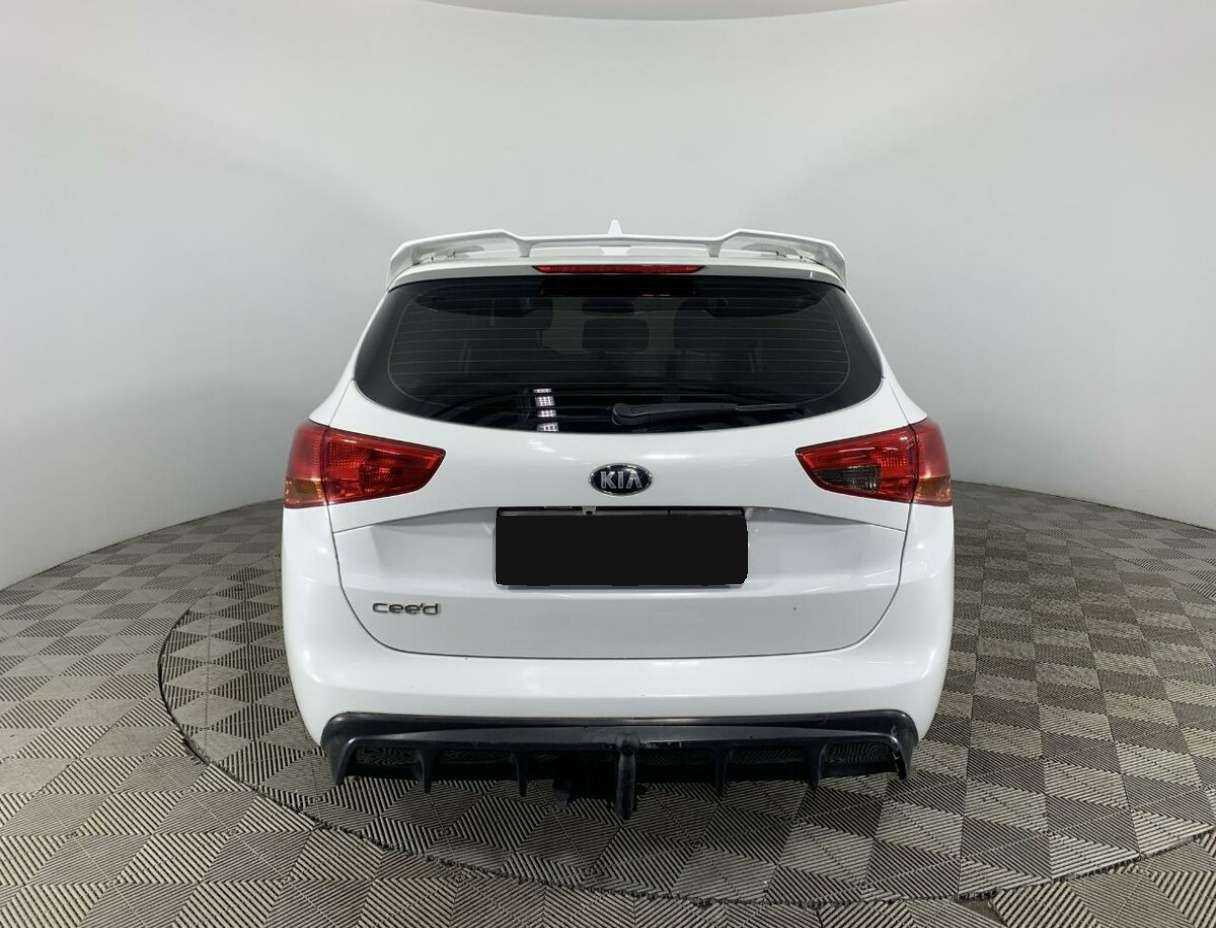 Kia Ceed б/у, 2017, Механическая. Фото: #2