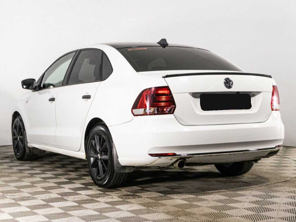 Volkswagen Polo б/у, 2015, Механическая. Фото: #6