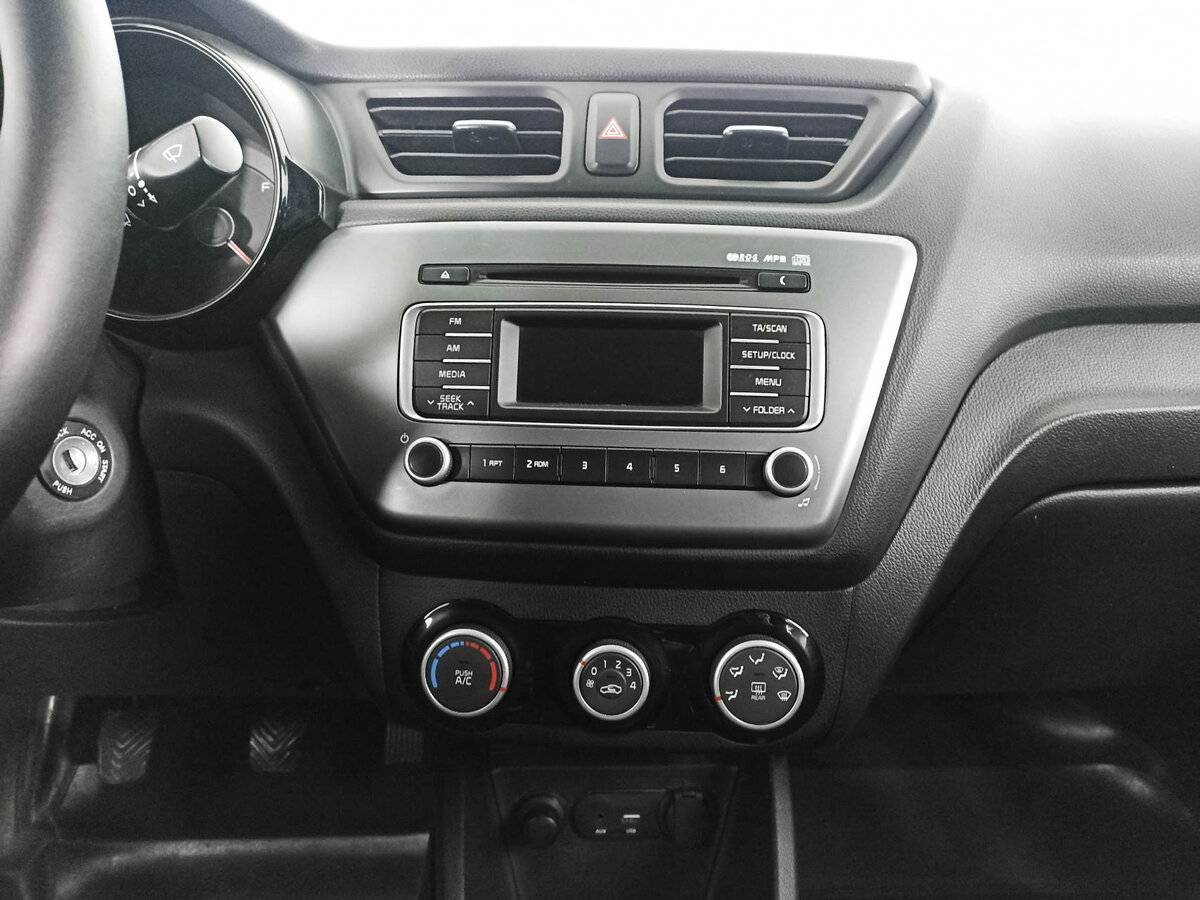Kia Rio б/у, 2015, Механическая. Фото: #14
