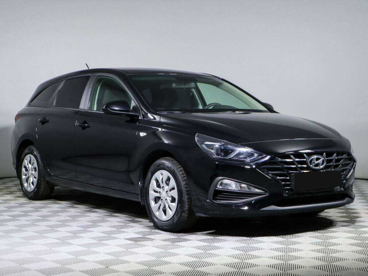 Hyundai i30 б/у, 2022, Автоматическая. Фото: #2