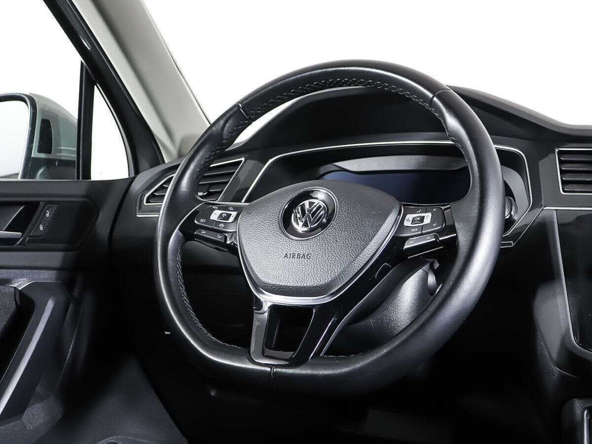 Volkswagen Tiguan б/у, 2018, Роботизированная. Фото: #14