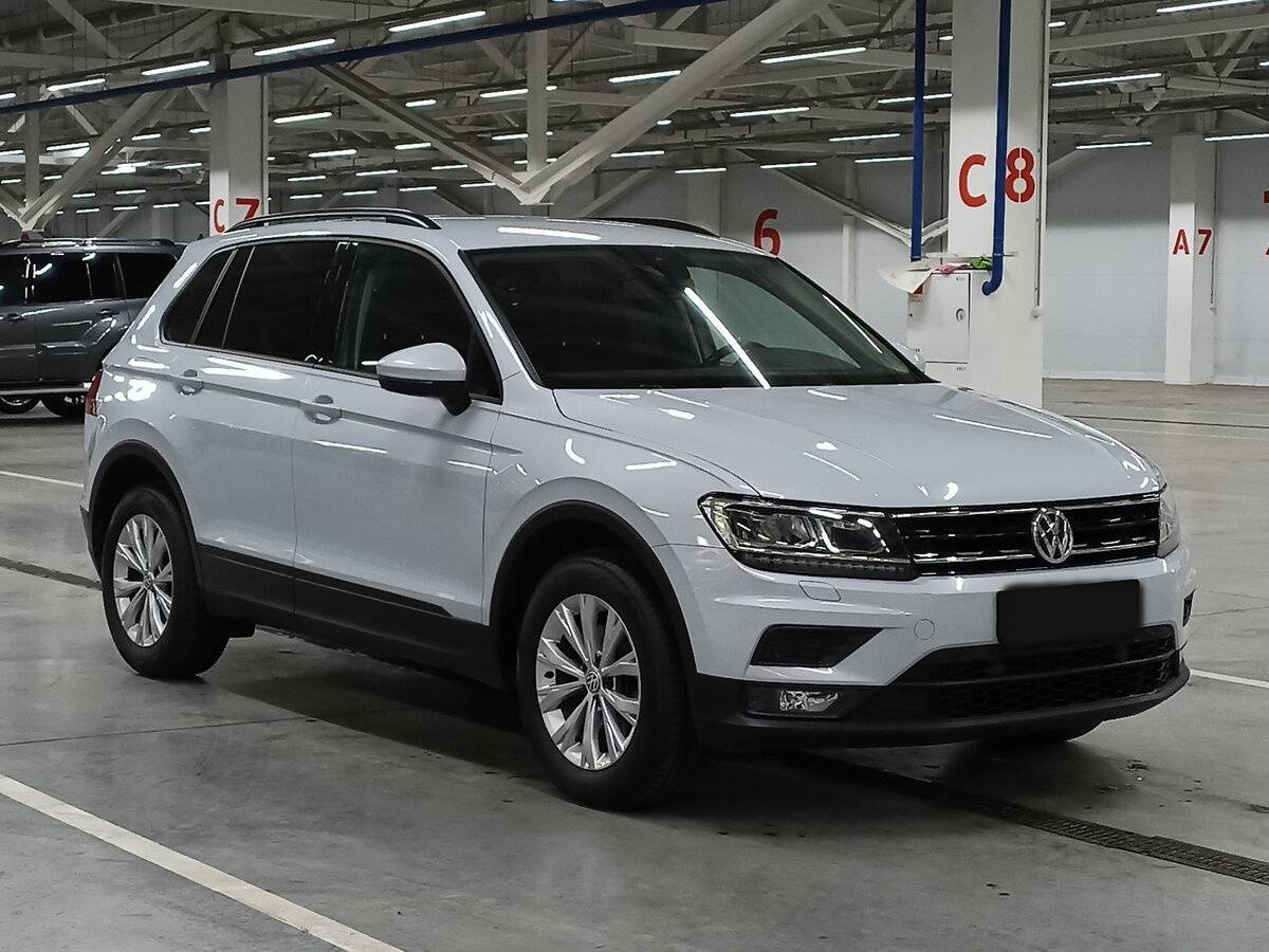 Volkswagen Tiguan б/у, 2019, Роботизированная. Фото: #2