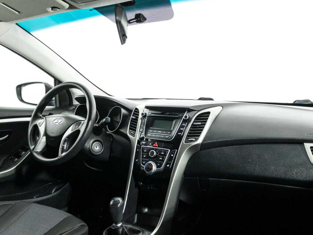 Hyundai i30 б/у, 2013, Механическая. Фото: #8