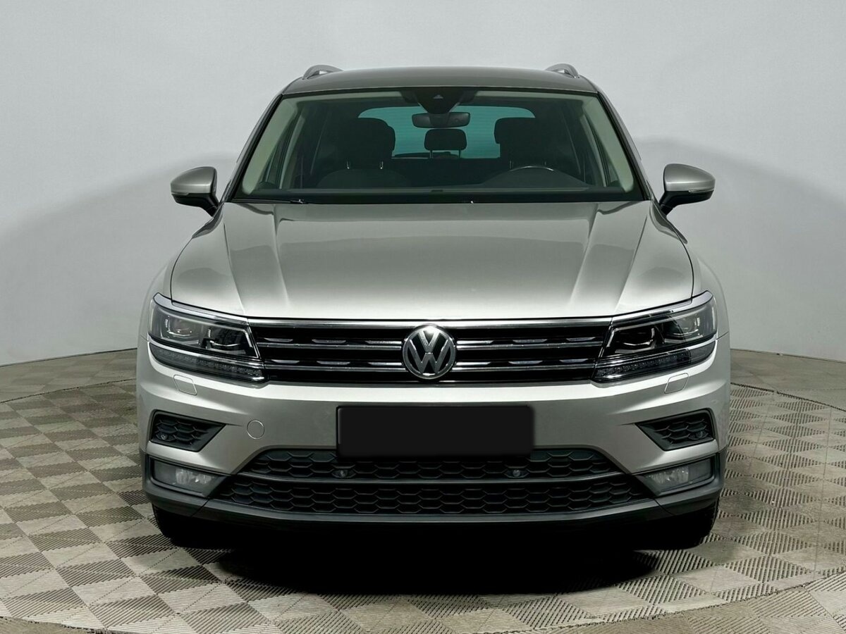 Volkswagen Tiguan б/у, 2019, Роботизированная. Фото: #2