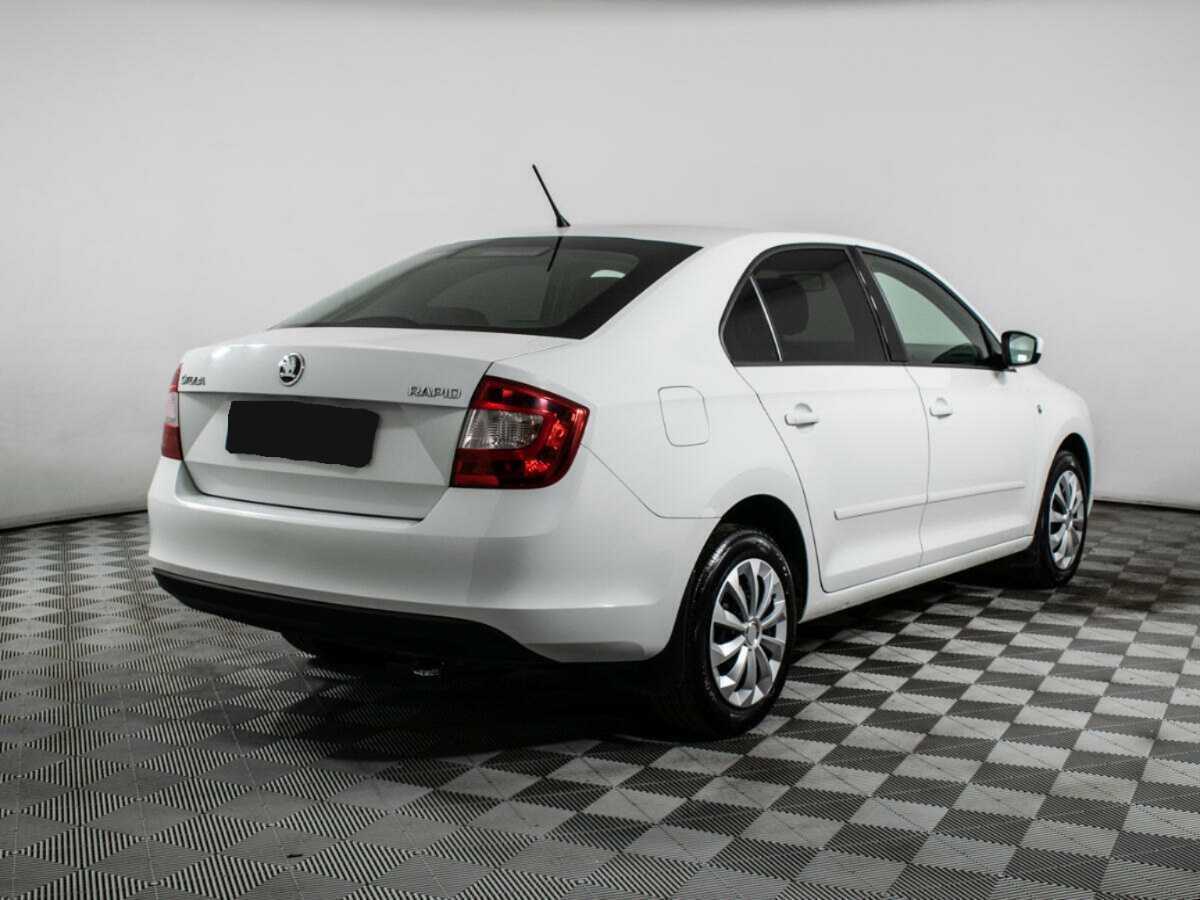 Skoda Rapid б/у, 2014, Механическая. Фото: #3
