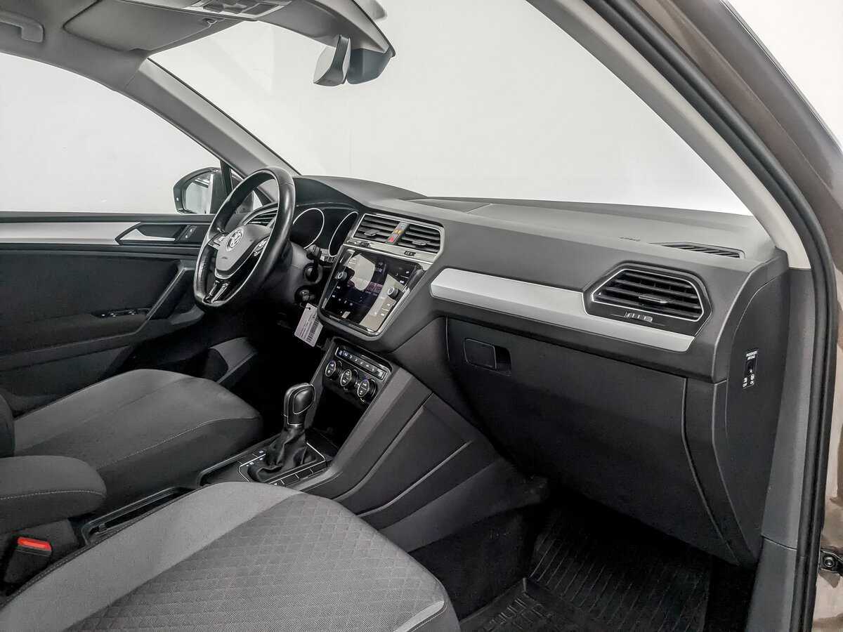 Volkswagen Tiguan б/у, 2019, Роботизированная. Фото: #10