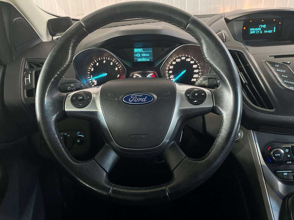 Ford Kuga б/у, 2015, Автоматическая. Фото: #9