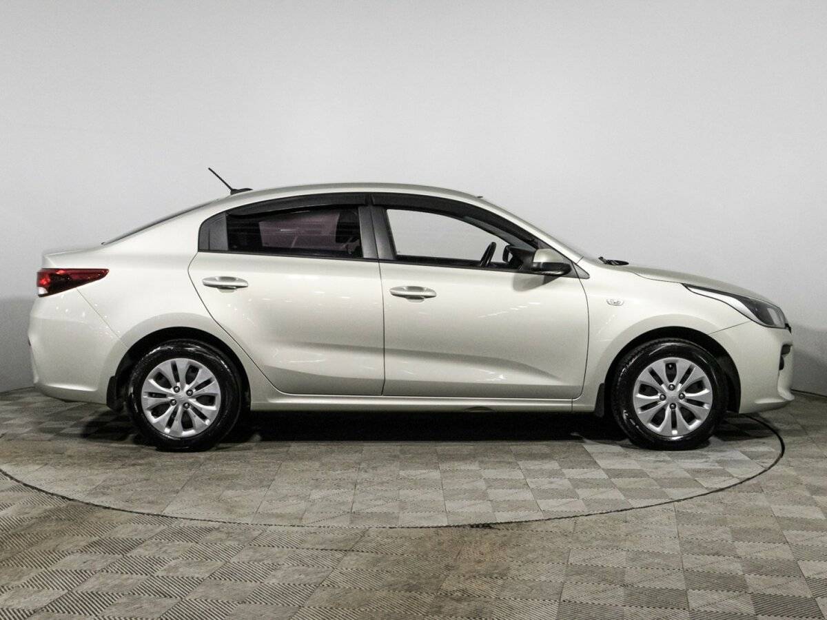Kia Rio б/у, 2019, Механическая. Фото: #3