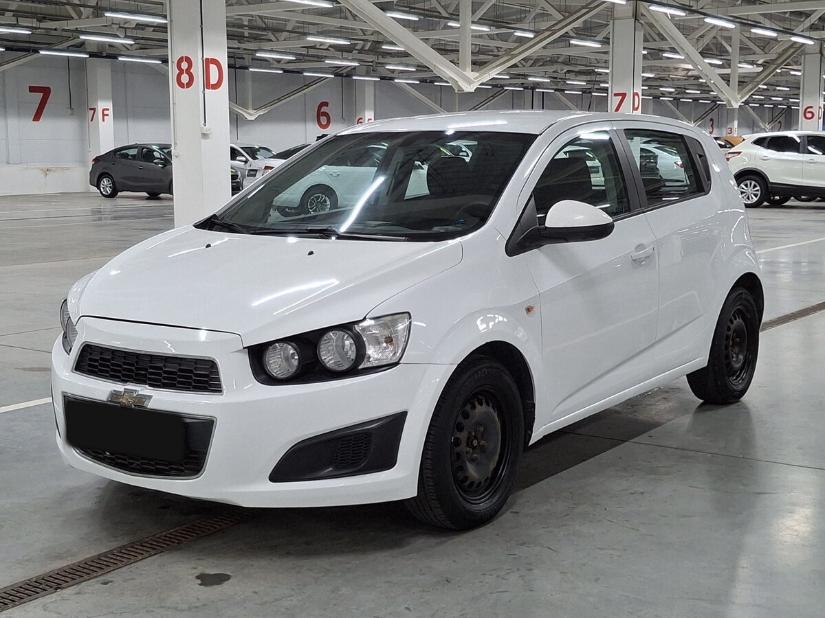 Chevrolet Aveo б/у, 2015, Автоматическая. Посмотреть фото