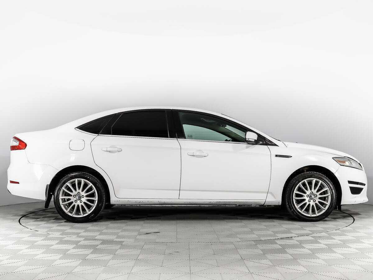 Ford Mondeo б/у, 2014, Механическая. Фото: #3