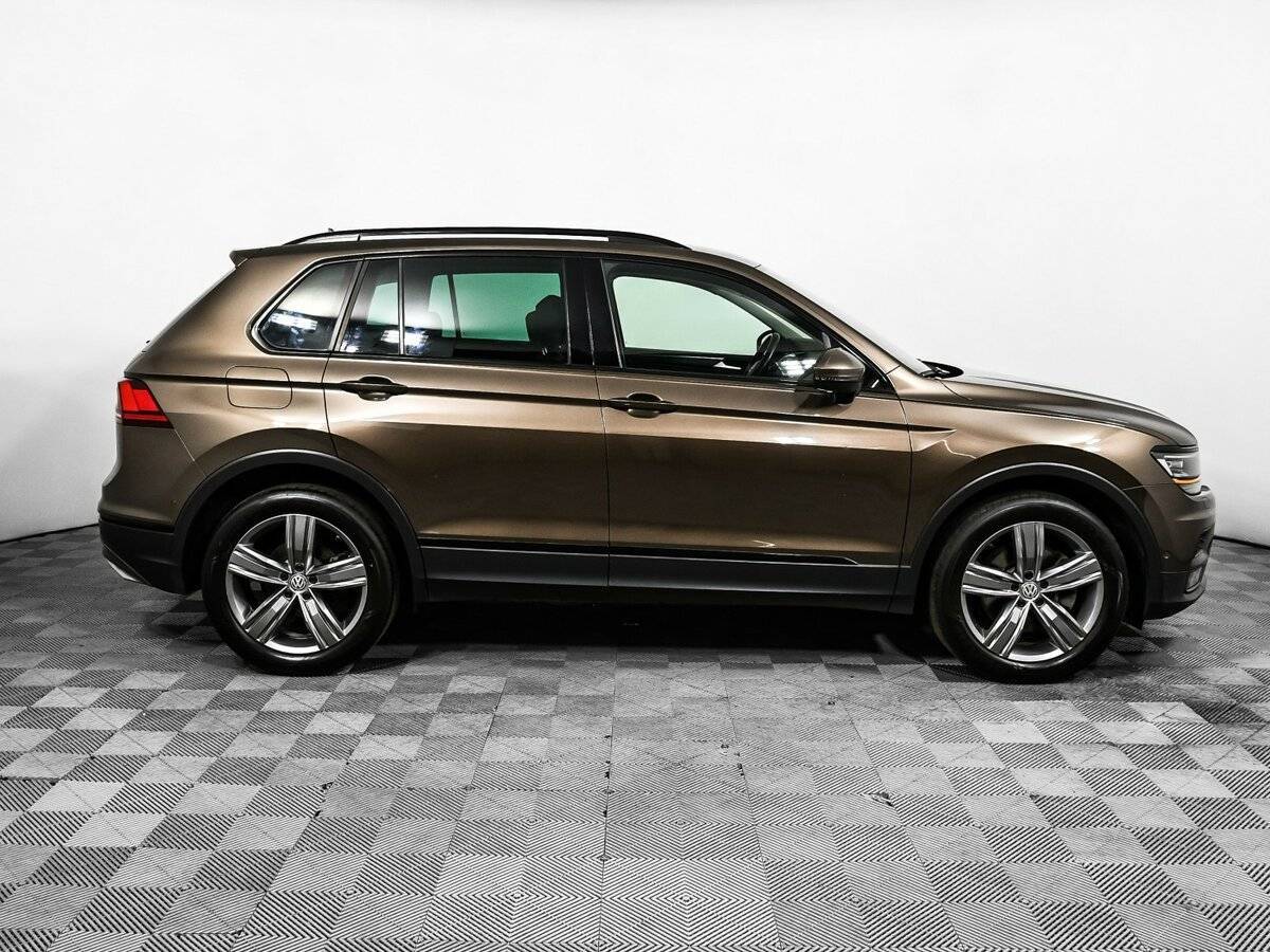 Volkswagen Tiguan б/у, 2017, Роботизированная. Фото: #3