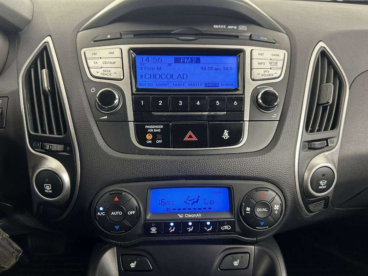 Hyundai ix35 б/у, 2013, Автоматическая. Фото: #11