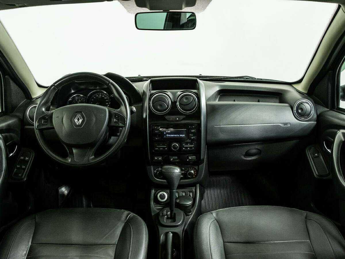 Renault Duster б/у, 2015, Автоматическая. Фото: #12