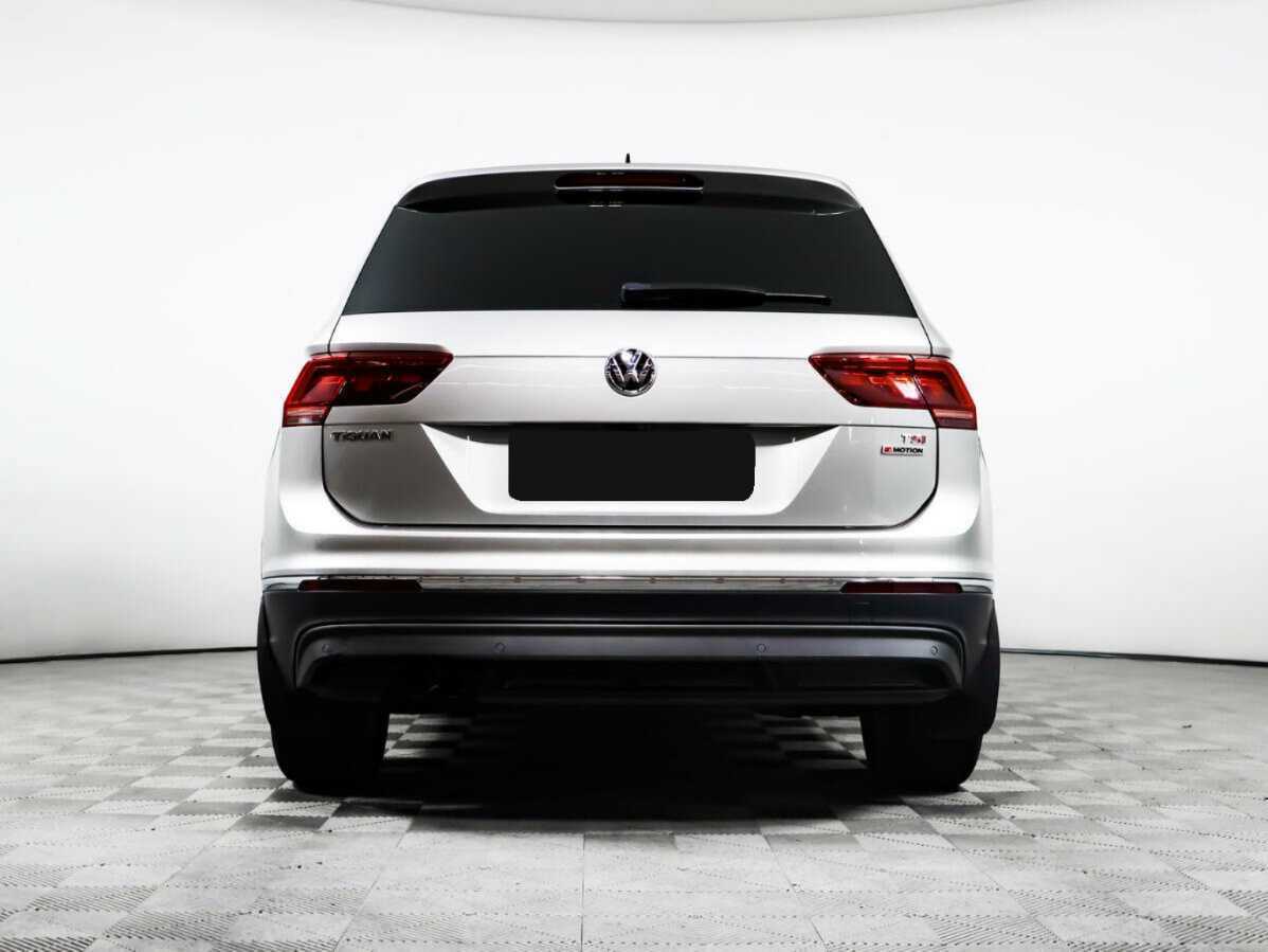 Volkswagen Tiguan б/у, 2017, Роботизированная. Фото: #4